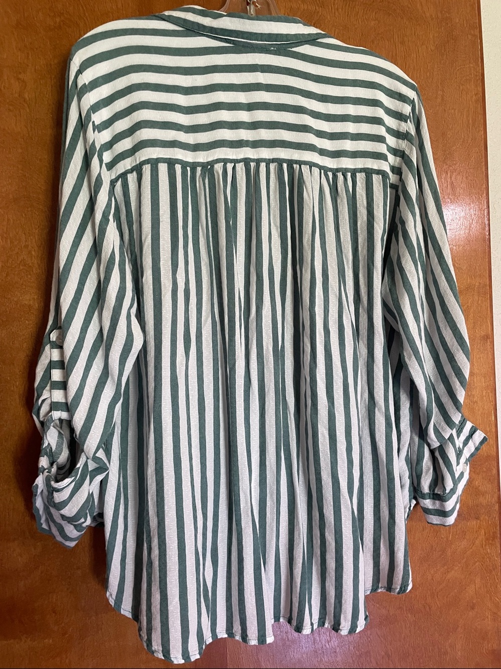 Jane + Delancey Striped Women's Top - Green & White  Size 1X - Picture 5 of 5